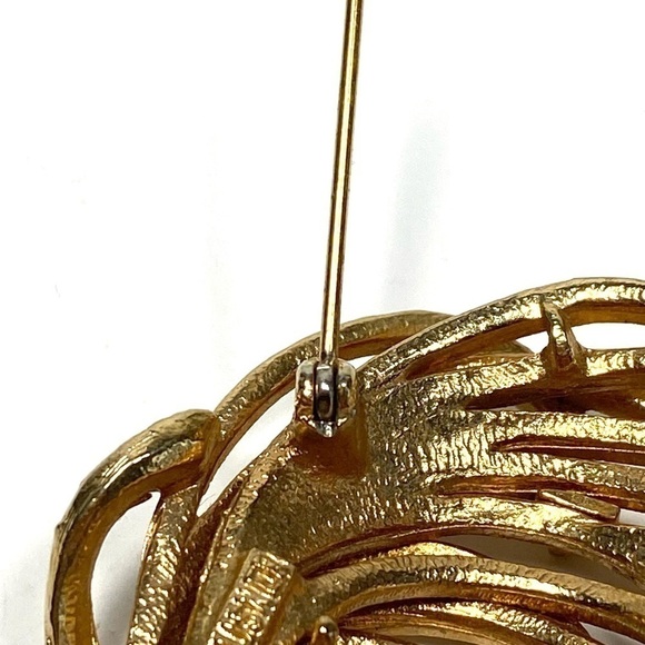 LiSNER Brooch Vintage Signed Gold Tone Swirl Knot - Picture 6 of 10